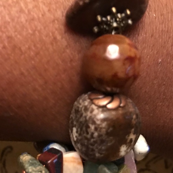 Stone brown handmade bracelet - Picture 3 of 3